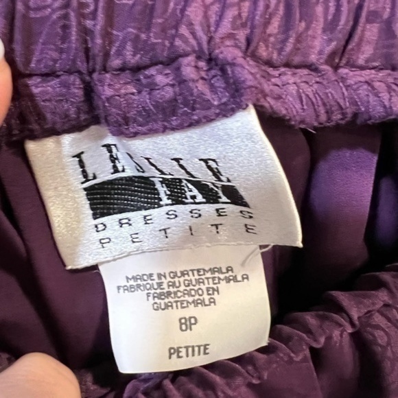 Lavender satin vintage accordion skirt (T21)Sz 8 see pics for measurements ☂️✨⭐️ - Picture 4 of 7